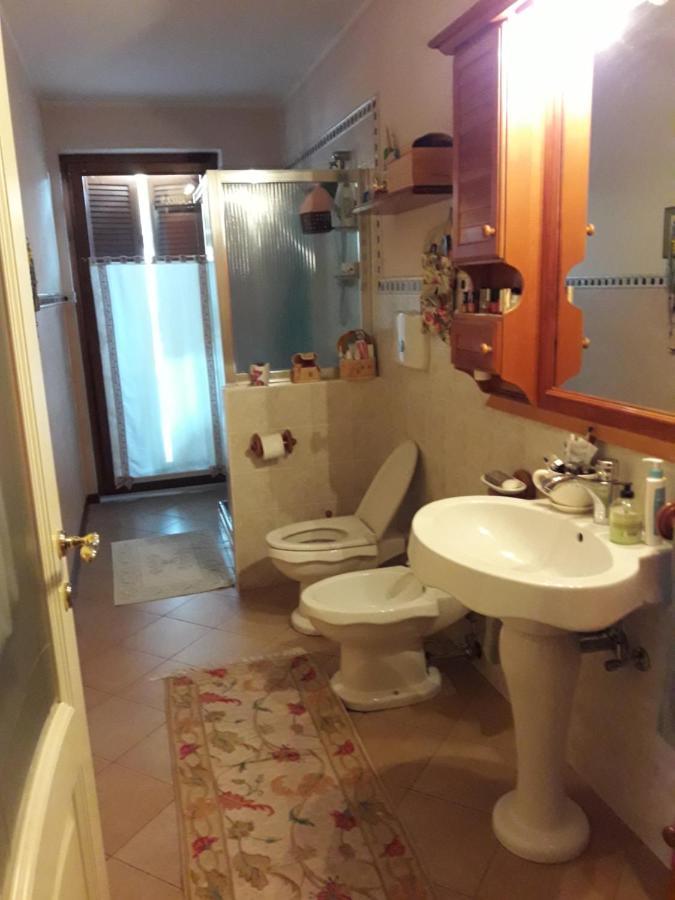 Lovely Casa Paola Villlafranca Centro Zimmer Rooms ヴィッラフランカ・ディ・ヴェローナ エクステリア 写真