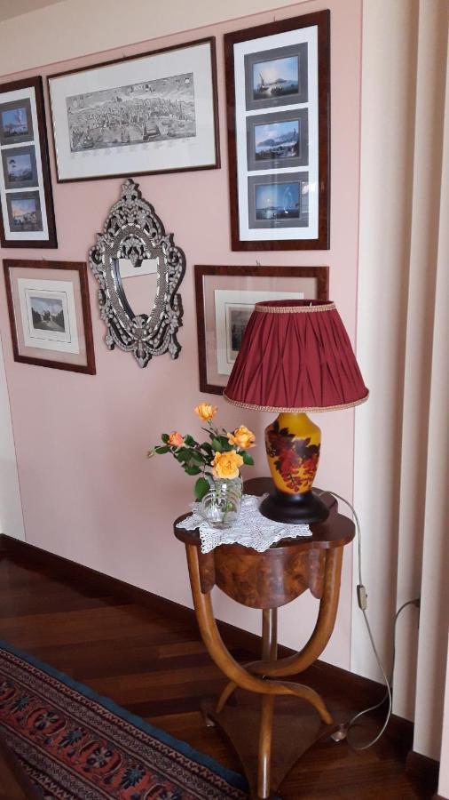 Lovely Casa Paola Villlafranca Centro Zimmer Rooms ヴィッラフランカ・ディ・ヴェローナ エクステリア 写真